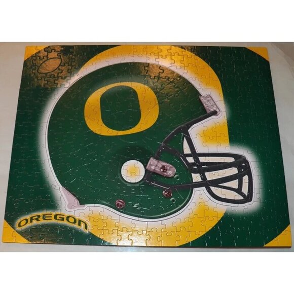 2 University of Oregon Ducks Football Jigsaw Puzzle Lot 350 500 Pieces Complete - Picture 11 of 13